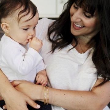 Τα τρία κοινά... "λάθη" που κάνουν οι μαμάδες τον πρώτο χρόνο με το μωρό τους