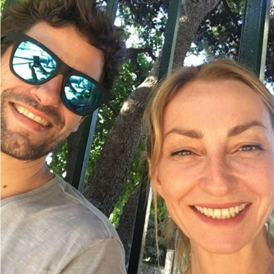 Μα πόσο μεγάλωσαν; Δες την Ρούλα Ρέβη και τον Αποστόλη Τότσικα σε βόλτα με τα διδυμάκια τους