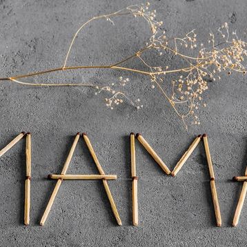 «Μαμά»: Όταν δεν λέμε πια αυτή τη λέξη…