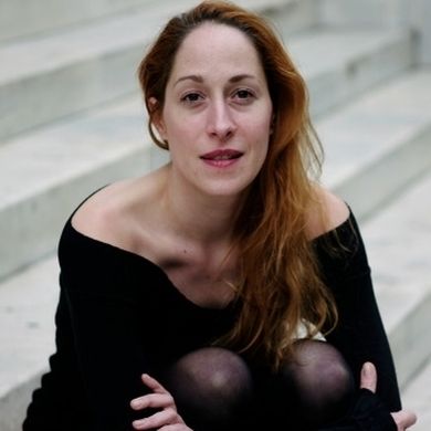 Η Κόρα Καρβούνη για τον “Οιδίποδα επί Κολωνώ”