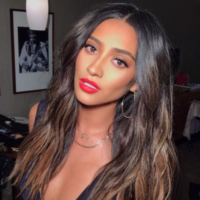 Πρήξιμο κάτω από τα μάτια; Η star έχει βρει το πιο ανέξοδο και γρήγορο κόλπο να το αντιμετωπίζει