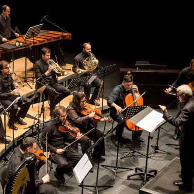 Madness, από το Ergon Ensemble στο Θέατρο Rex