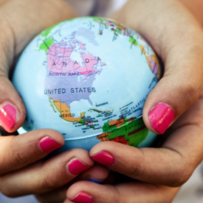 ΓΙΑΤΙ ΠΡΕΠΕΙ ΝΑ ΑΠΟΚΤΗΣΕΙΣ ΜΙΑ INTERNATIONAL ΦΙΛΙΑ