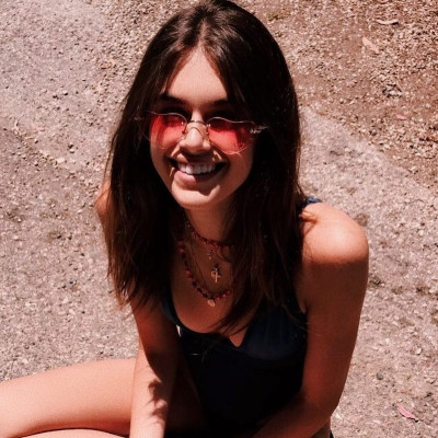 H Kaia Gerber κουρεύτηκε και είναι πραγματικά so… sexy!