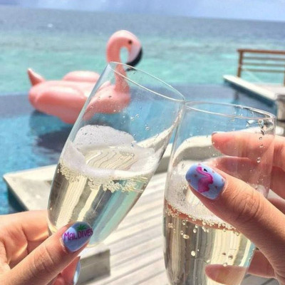 17 μανικιούρ με φλαμίνγκο που θα σε βάλουν σε mood διακοπών!