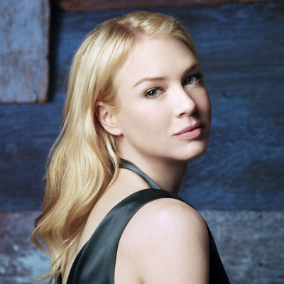 Η Renee Zellweger στην πιο απροσδόκητη εμφάνισή της ever