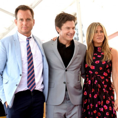 H Jennifer Aniston επιτέλους φόρεσε αυτό το φόρεμα!