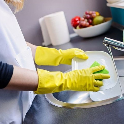 Πόσο συχνά πρέπει να αλλάζετε το σφουγγαράκι των πιάτων