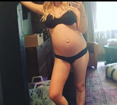 Μπήκε στην 30η εβδομάδα και μας δείχνει την κοιλίτσα της