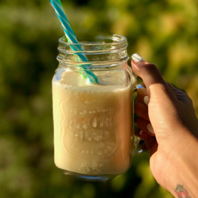 Το πιο δροσιστικό κοκτέιλ με ανανά και γάλα καρύδας!!!