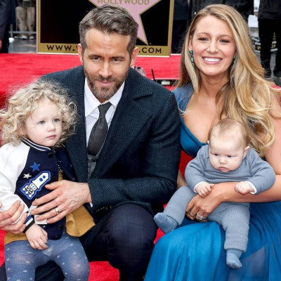 Πήγε καλεσμένη στο σπίτι του Ryan Reynolds και κατέληξε να κάνει babysitting και να μαγειρεύει