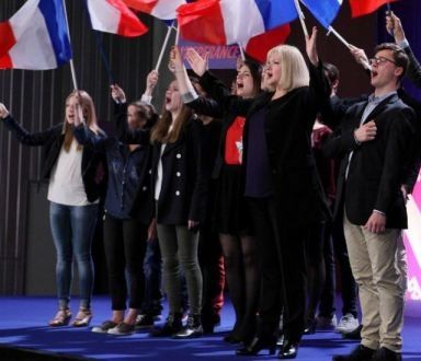 Αυτή η γη είναι δική μας, του Λούκα Μπελβό