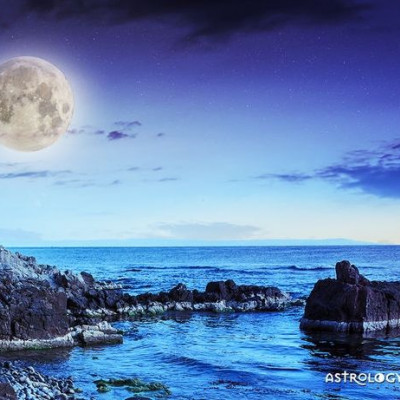 Πανσέληνος Ιουλίου στον Αιγόκερω: Πώς θα επηρεάσει τα 12 ζώδια;