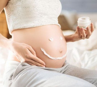 Ραγάδες στην εγκυμοσύνη: Πώς να τις αντιμετωπίσετε