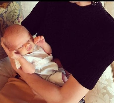 «Και στις 3 εγκυμοσύνες μου πέρασα επιλόχειο κατάθλιψη», η διάσημη μαμά εξομολογείται για πρώτη φορά