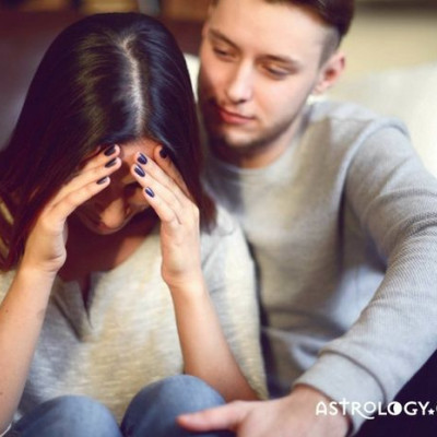 Ο κρυφός φόβος κάθε ζωδίου όταν βρίσκεται σε σχέση