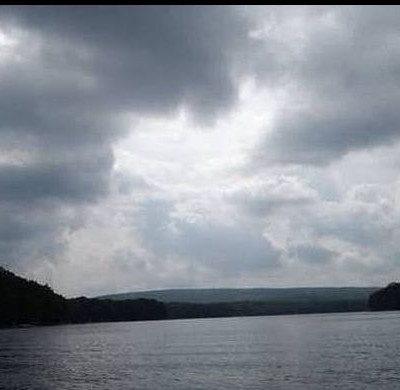 Καιρός τώρα: Πρώτη μέρα του φθινοπώρου με τοπικές βροχές και νέα πτώση της θερμοκρασίας (pics)