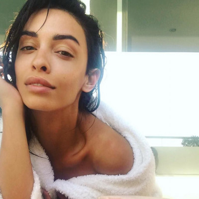 Η Ελένη Φουρέιρα ποζάρει topless στο Instagram