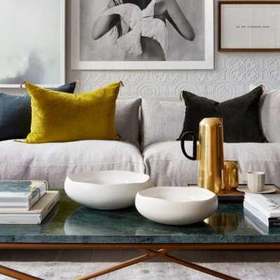 Cosy & lovely: Γιατί έπρεπε να υπάρχει ήδη κάτι βελούδινο στο σαλόνι σου;