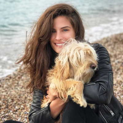 Πέτυχαμε την Χριστίνα Μπόμπα εν ώρα shopping therapy στα Βόρεια Προάστια