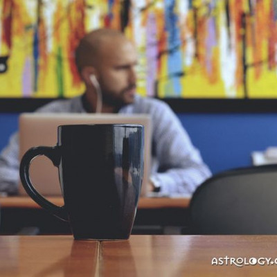 Ημερήσιες Προβλέψεις για όλα τα Ζώδια 25/10