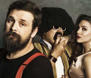 Ο Σπύρος Γραμμένος με special guests στο Σταυρό του Νότου Club