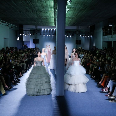 Oι MI-RŌ μέσα από τη νέα τους συλλογή Υψηλής Ραπτικής μας ταξίδεψαν στον «Κήπο του Καλού& του Κακού»