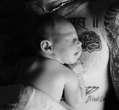 Πασίγνωστος μπαμπάς αποκάλυψε το φύλο του μωρού που περιμένει! Για δεύτερη φορά... κορίτσι!