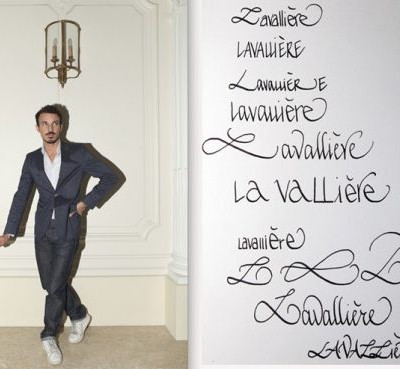 Δώρα με παριζιάνικη αισθητική...και καλλιγραφική υπεροχή!