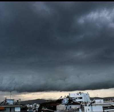 Καιρός ΤΩΡΑ: Έκτακτο δελτίο επιδείνωσης από την ΕΜΥ - Δείτε πού θα «χτυπήσει» η κακοκαιρία