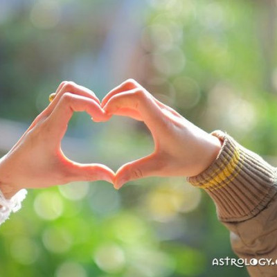 Νέα Σελήνη στον Σκορπιό: Προβλέψεις για τα ερωτικά και τις σχέσεις σου