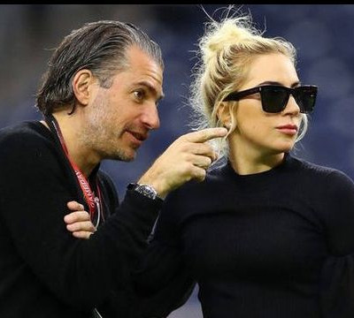 Lady Gaga: Ο σύντροφός της έκανε ένα ιδιαίτερο τατουάζ για εκείνη και σόκαρε το διαδίκτυο