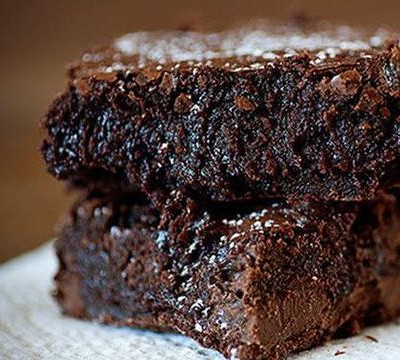 Brownies σοκολάτα μόνο 3 υλικά! Θα σας ενθουσιάσουν