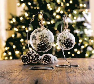 Πενήντα κατασκευές με κουκουνάρια που μπορείτε να φτιάξετε αυτά τα Χριστούγεννα