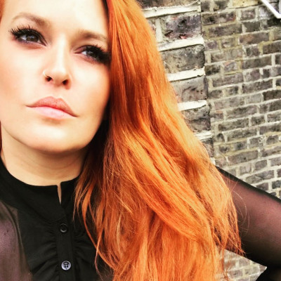 Η Σίσσυ Χρηστίδου στυλάτη και εμφανώς αδυνατισμένη