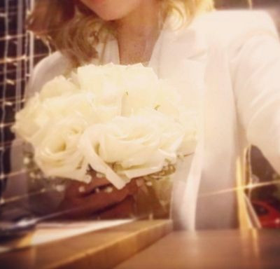 Παντρεύτηκε πριν λίγη ώρα στο Δημαρχείο και περιμένει το πρώτο της παιδί!