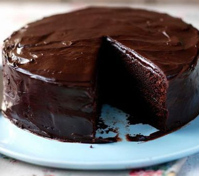 Εύκολη συνταγή για υγρό κέικ σοκολάτας