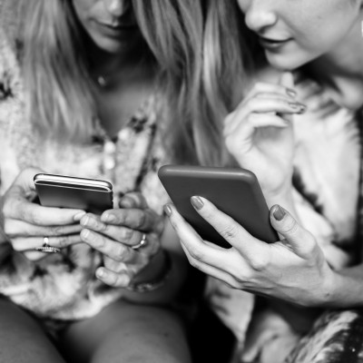 Δείξε μου τα social media accounts σου να σου πω ποια είσαι