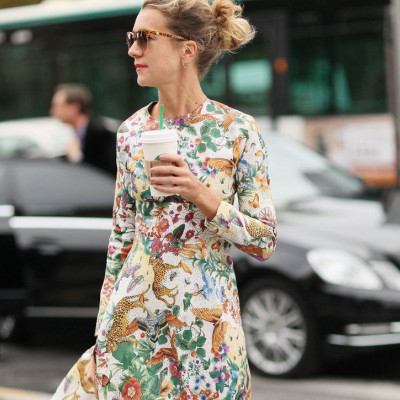 Aυτό είναι το στυλ φορέματος που θα φορέσουμε όλες φέτος τον χειμώνα