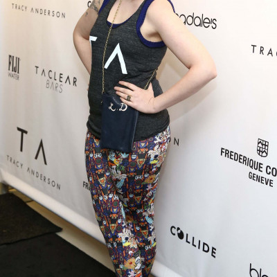 Η… προσφάτως χωρισμένη star, κυκλοφορεί με νέο συνοδό