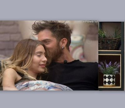 Power of Love: Δώρος -  Αθηνά: Ο πρώτος έρωτας! Οι αγκαλιές, οι ζήλιες της Αθηνάς και τα χάδια