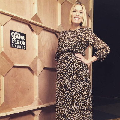 Η sexy φωτογραφία της Βίκυ Καγιά και το απίστευτο σχόλιο του συζύγου της