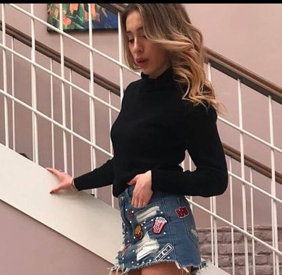 Το καυτό τσιφτετέλι της Αθηνάς του Power of Love στον Λίβανο που μας άφησε με το στόμα ανοιχτό!