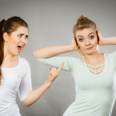 Τι δεν πρέπει ποτέ να πεις στη φίλη σου, σύμφωνα με το ζώδιό της