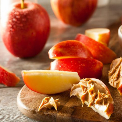 Διατροφή: 8 χορταστικά σνακ με ελάχιστες θερμίδες (φωτογραφίες)