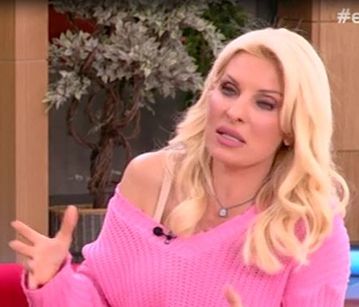 Η εξομολόγηση της Ελένης: «Φοβόμουν την ώρα του θηλασμού ότι…»