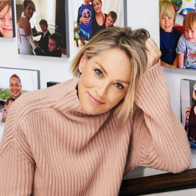 Μέσα στο απίστευτο σπίτι της Sharon Stone