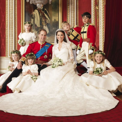 Ο πρίγκιπας του Αννόβερο παντρεύτηκε – και η νύφη φόρεσε ένα νυφικό ίδιο με αυτό της Kate Middleton!