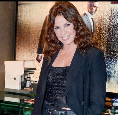 Βάνα Μπάρμπα: «Με πονάει. Βλέπω φωτογραφίες μου και λέω πώς έγινα έτσι»