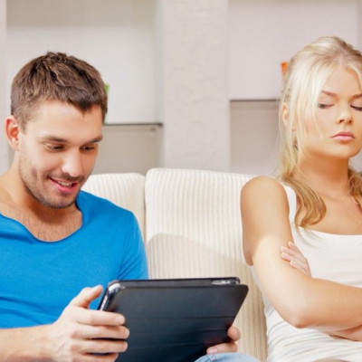 Γιατί όλα τα κορίτσια ζηλεύουν;